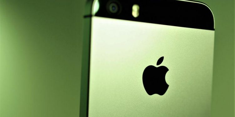 Opera's Crypto Browser Enters iOS, Worldcoin's Open Source, LUNA Gift + More News