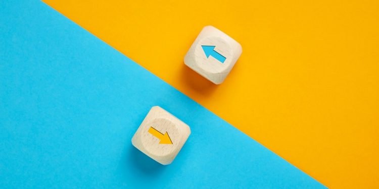 Bitcoin, Ethereum Fees Move in Opposite Directions as ETH Becomes Inflationary Again