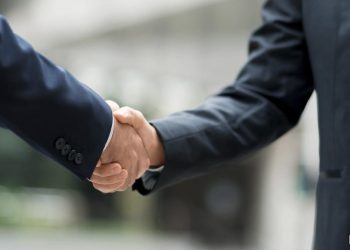 Farcaster Remains Active as Neynar Takes Over Operations