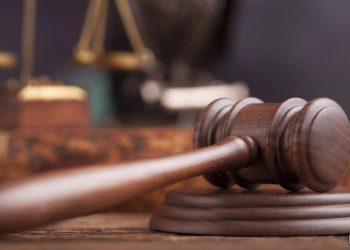 Senators Seek End to Developer Exemptions in Crypto Bill