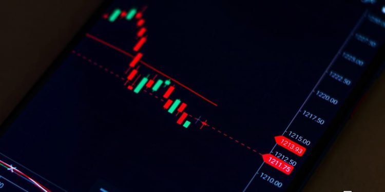 Buterin Calls for Next-Gen Decentralized Stablecoins