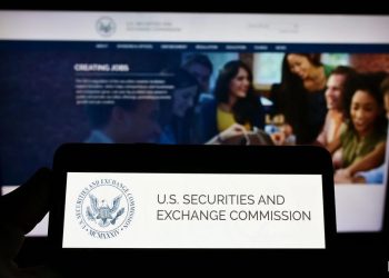 Lawmaker Says SEC Pullback Leaves Crypto Investors at Risk