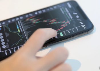 Buterin Sparks Layer-2 Clash with Arbitrum, Optimism