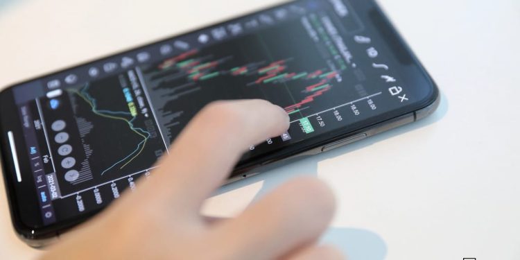 Buterin Sparks Layer-2 Clash with Arbitrum, Optimism